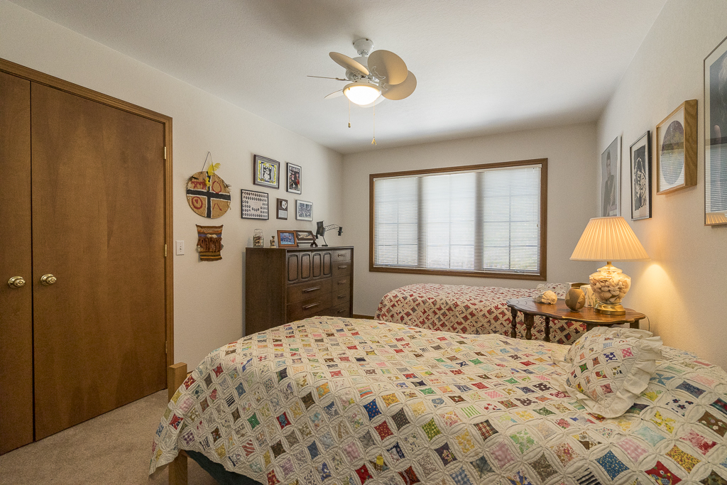 2417 Lost Creek Dr. Nancy and Tom Kabat a Howard Hanna Company