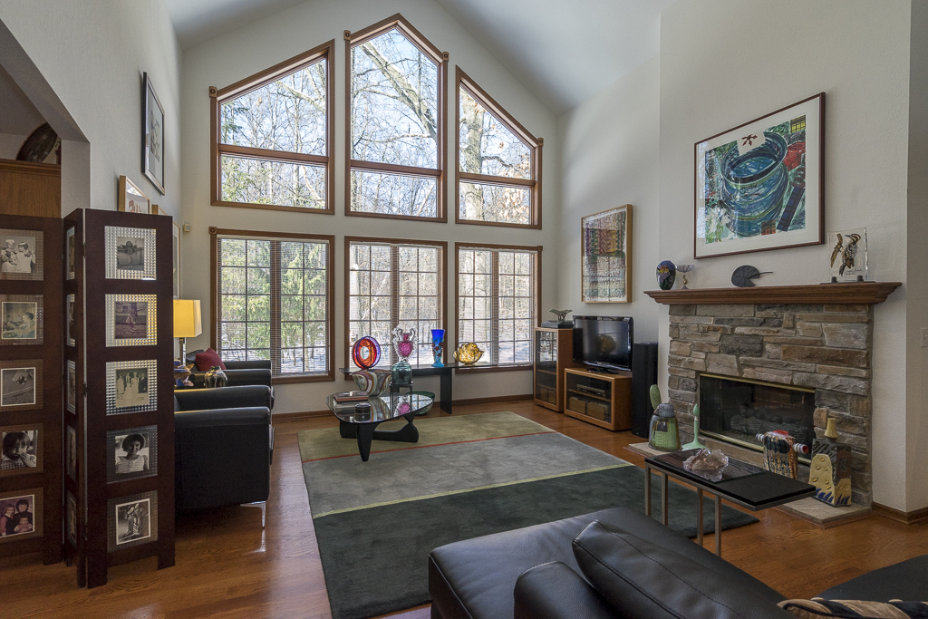 2417 Lost Creek Dr. Nancy and Tom Kabat a Howard Hanna Company